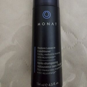 Monat restore leave in conditioner